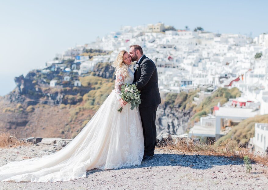 Your Dream Destination Wedding In Santorini Planned To Perfection