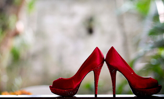 sapato vermelho noiva