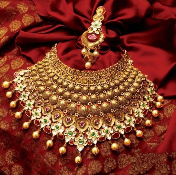 Top 7 wedding jewelry shops in Jaipur