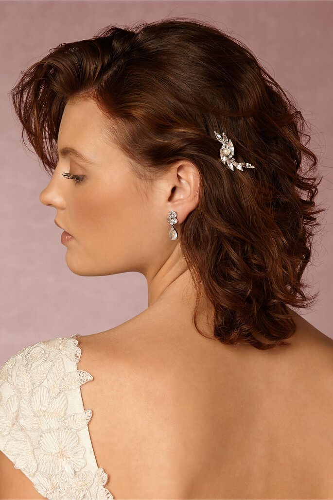 Beach Wedding? Here are the Best Hairstyles for Brides and Guests Alike!