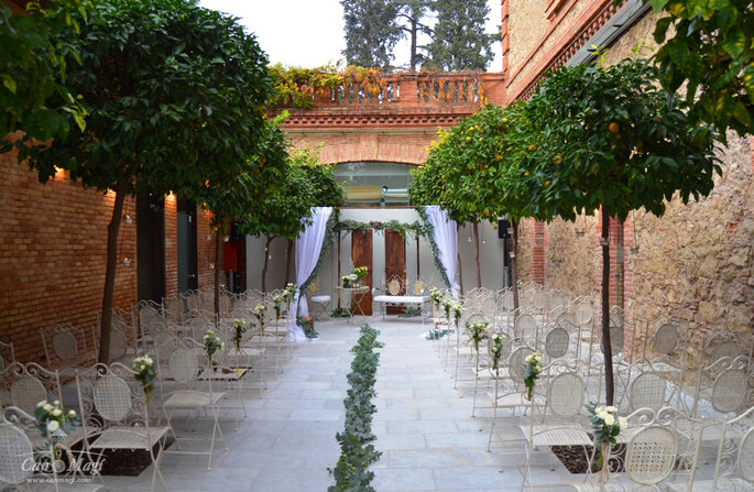 Disfruta De Una Boda Unica En Una Masia Catalana Bella Y Genuina